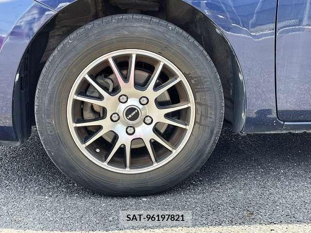 Toyota ISIS 2005-10 273096-3