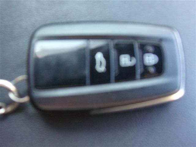 Toyota HARRIER 2018-03 1890-25