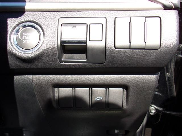 Toyota HARRIER 2018-03 1890-20