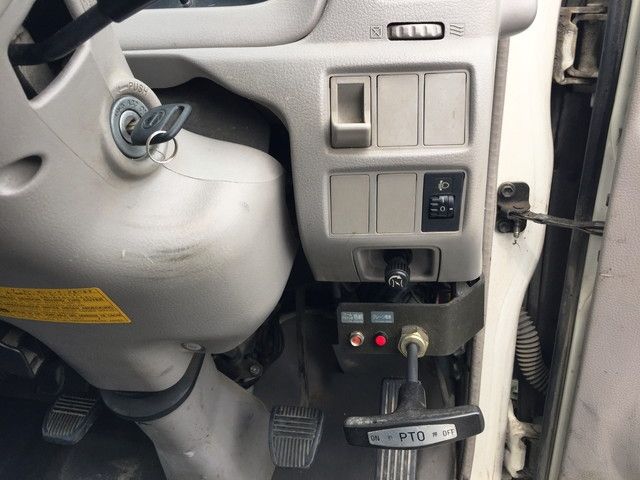 Hino DUTRO 2006-09 7256-23
