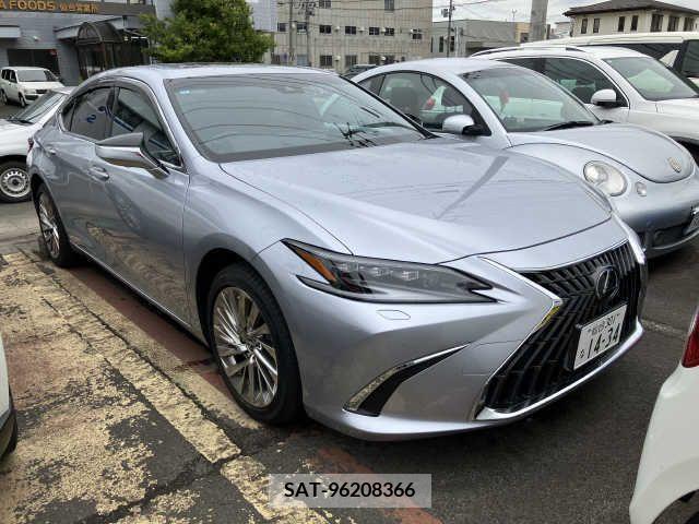 Lexus ES 2023-10 300410-0
