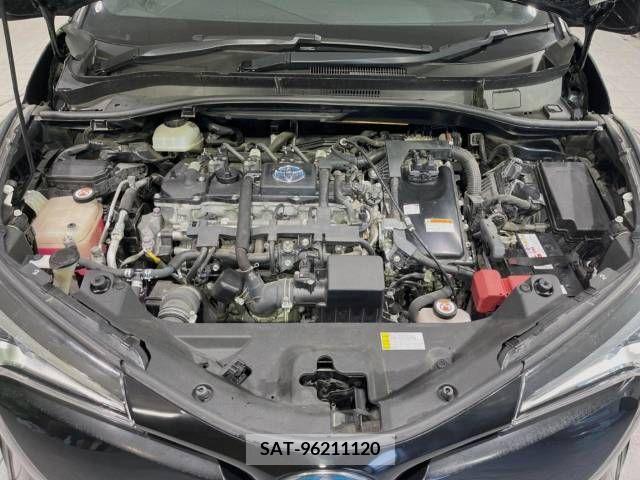Toyota C-HR 2017-08 225227-18