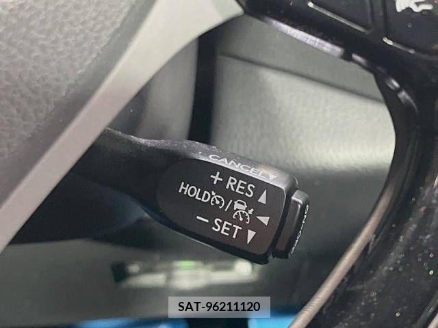 Toyota C-HR 2017-08 225227-7