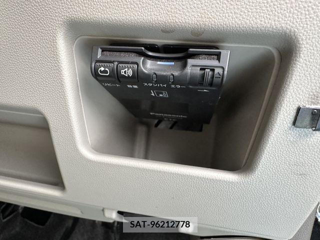 Daihatsu TANTO 2015-07 339878-19