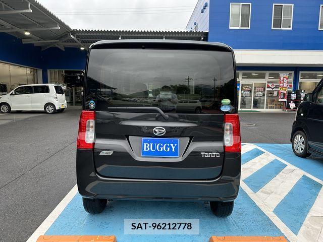 Daihatsu TANTO 2015-07 339878-5