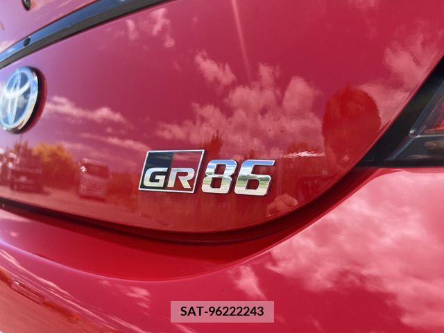 Toyota 86 2022-04 270857-1