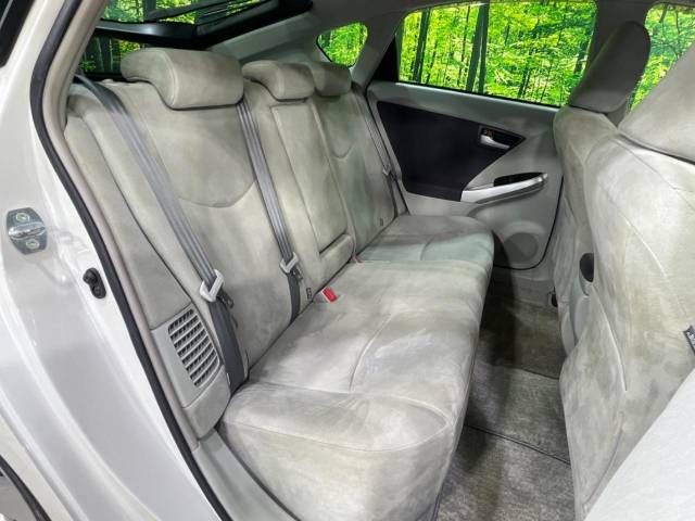 Toyota PRIUS 2010-10 26478-9