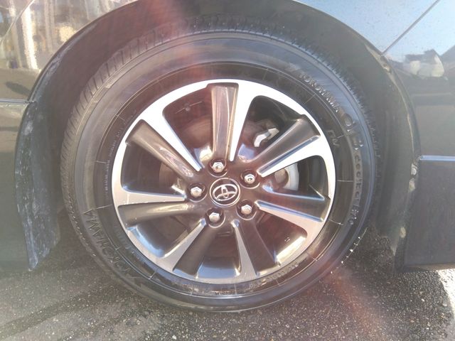 Toyota VOXY 2017-12 184294-7
