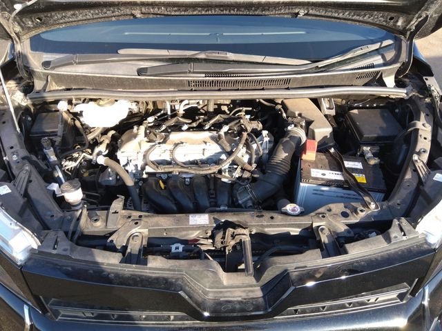 Toyota VOXY 2017-12 184294-19