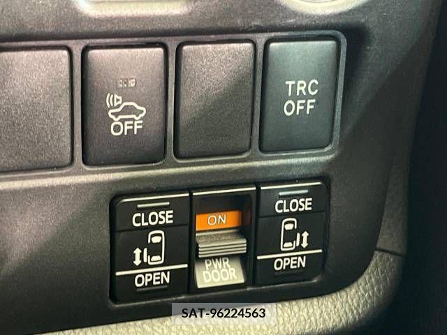 Toyota ESQUIRE 2014-11 339967-6