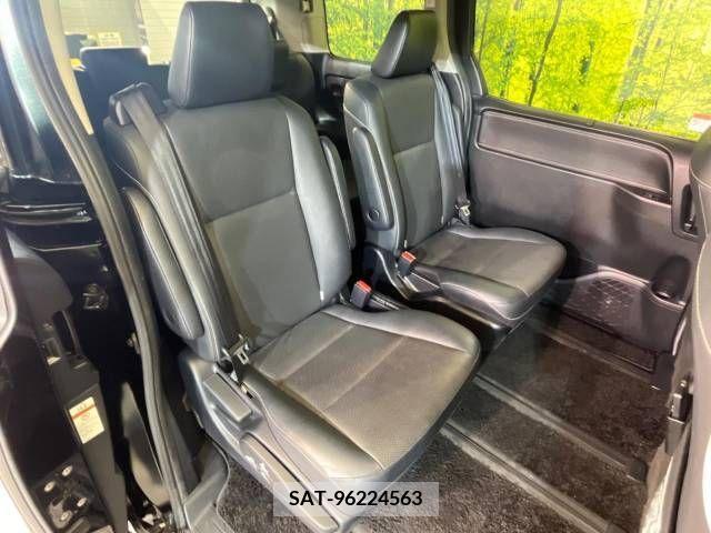 Toyota ESQUIRE 2014-11 339967-9