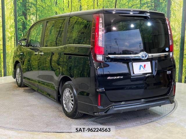 Toyota ESQUIRE 2014-11 339967-17
