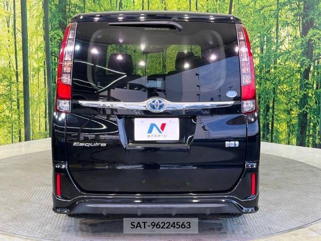 Toyota ESQUIRE 2014-11 339967-15
