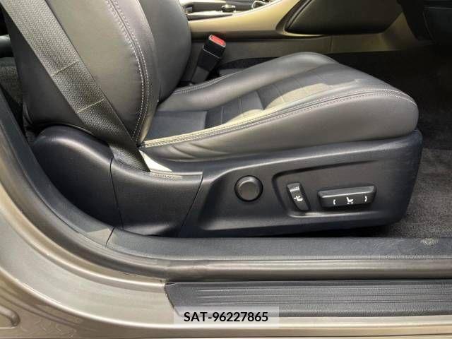 Lexus IS 2013-12 297905-4