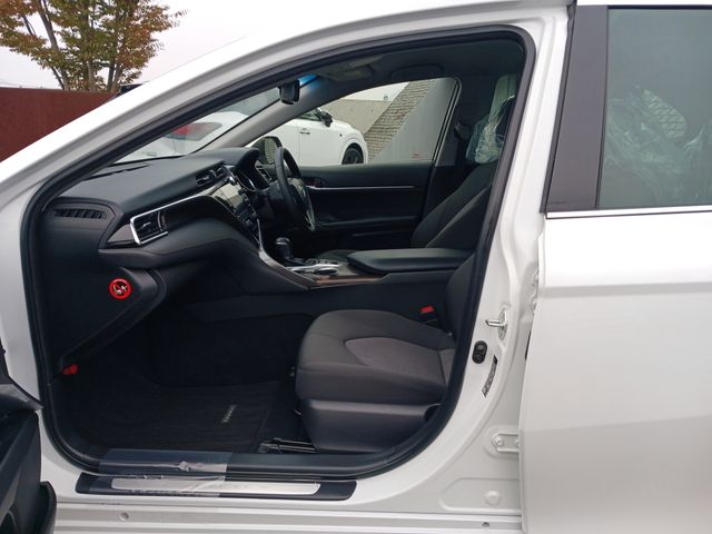 Toyota CAMRY HYBRID 2018-03 184374-23