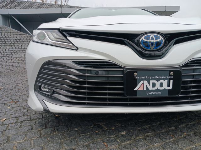 Toyota CAMRY HYBRID 2018-03 184374-5
