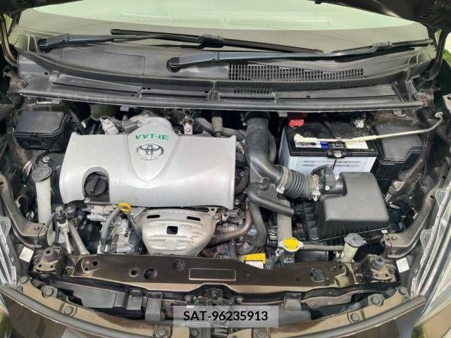 Toyota SIENTA 2015-08 298366-18
