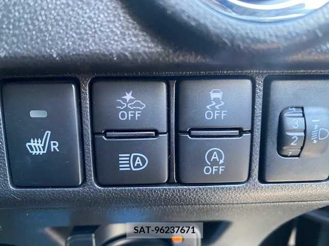Daihatsu MOVE CUSTOM 2018-01 255105-24