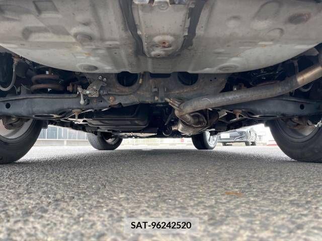 Toyota HARRIER 2017-07 331597-19