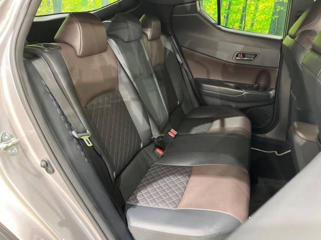 Toyota C-HR 2018-09 6761-9