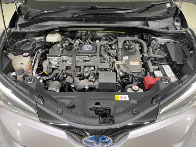 Toyota C-HR 2018-09 6761-18