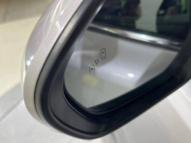 Toyota C-HR 2018-09 6761-5