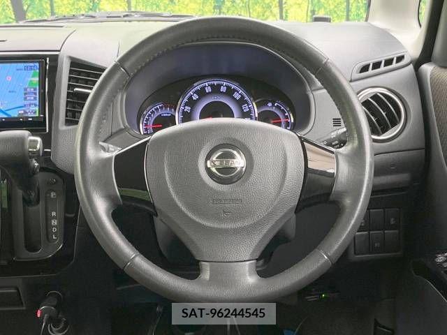 Nissan ROOX 2010-11 388506-11
