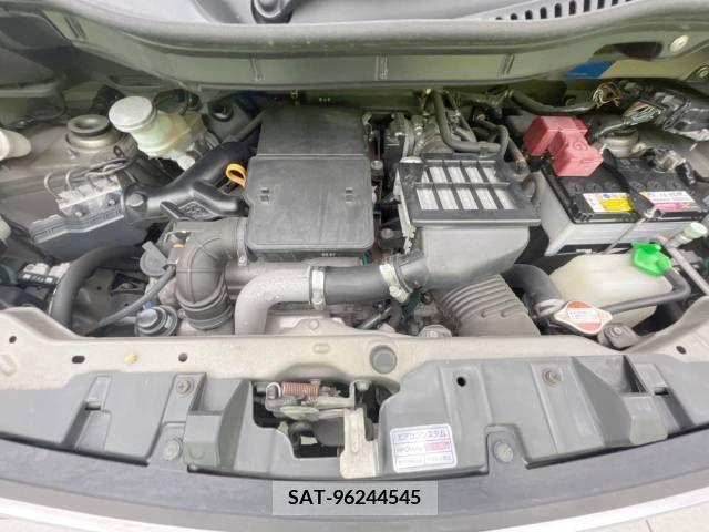 Nissan ROOX 2010-11 388506-18