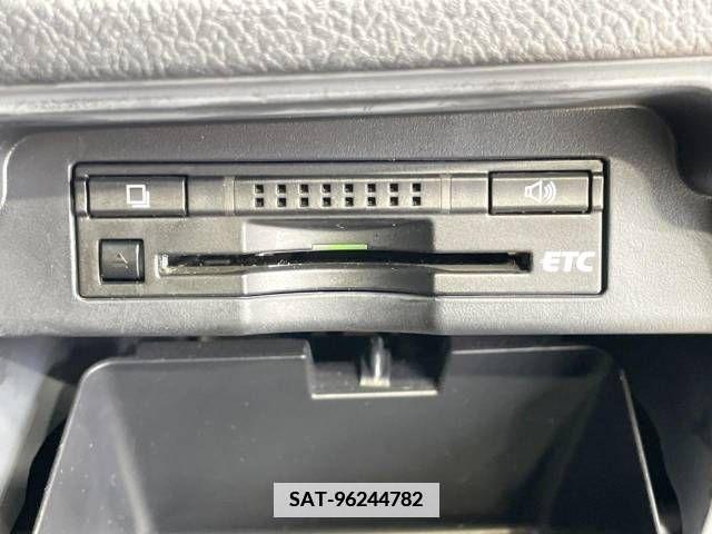 Toyota VOXY 2013-07 338809-6