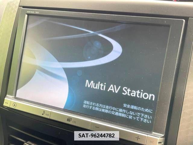 Toyota VOXY 2013-07 338809-4