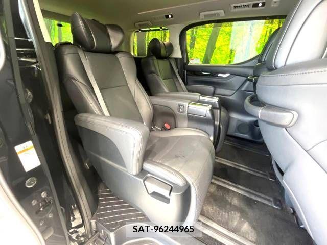 Toyota ALPHARD 2022-03 209614-9