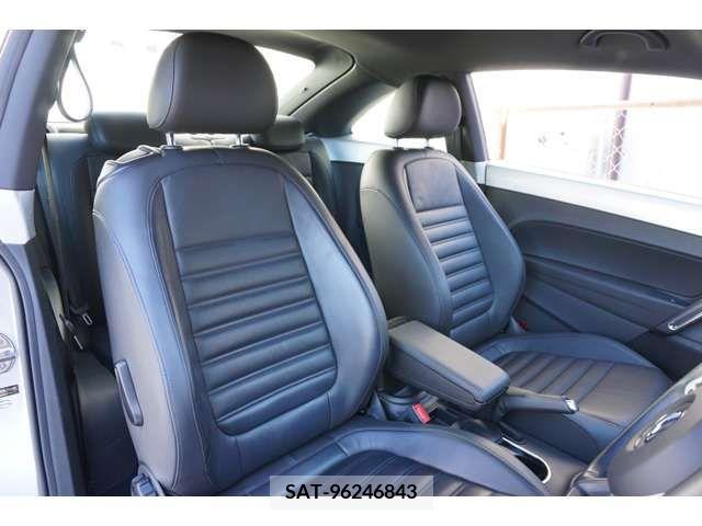 VolksWagen THE BEETLE 2012-05 370790-8