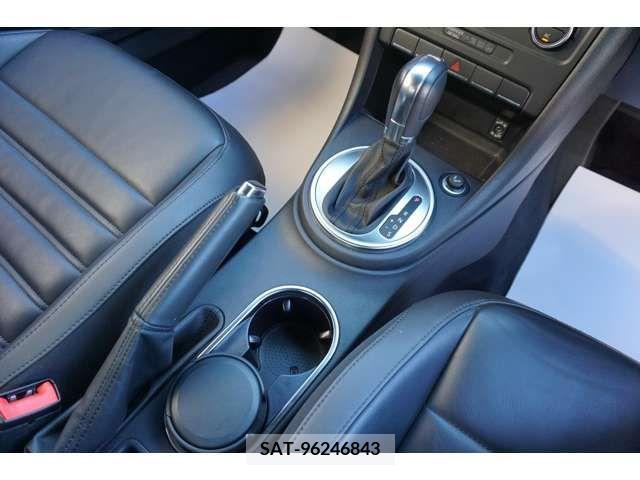 VolksWagen THE BEETLE 2012-05 370790-12