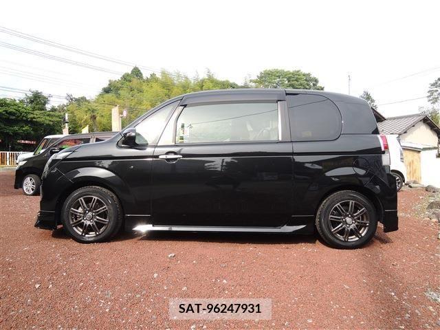 Toyota SPADE 2013-05 286062-7