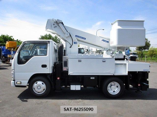 Isuzu ELF TRUCK 2012-02 353728-3