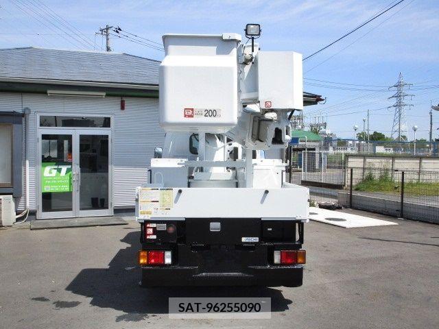 Isuzu ELF TRUCK 2012-02 353728-5
