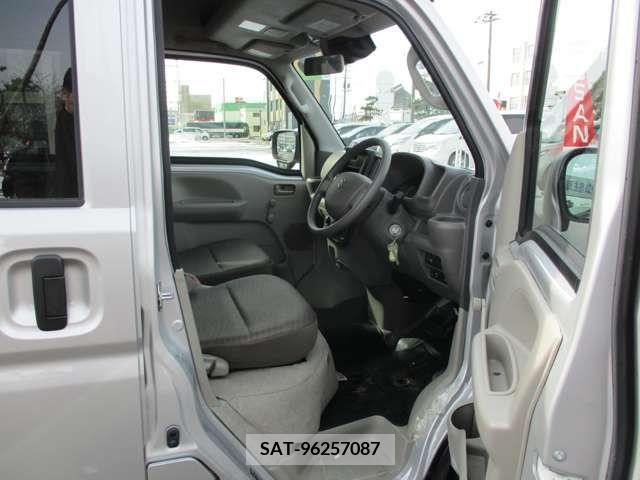 Suzuki EVERY 2023-01 210088-6