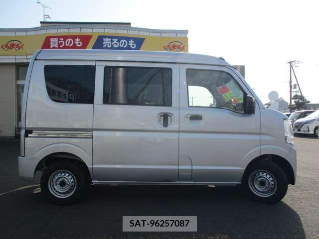 Suzuki EVERY 2023-01 210088-3