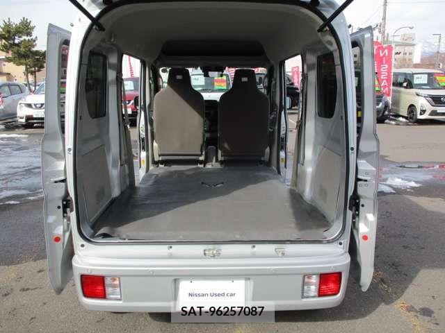 Suzuki EVERY 2023-01 210088-14
