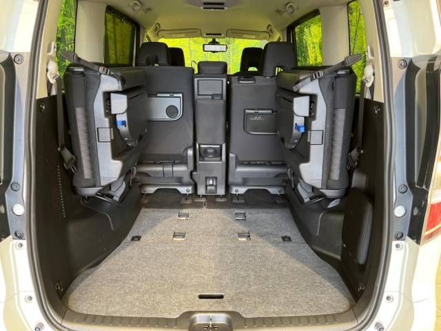 Nissan SERENA 2022-06 191591-10