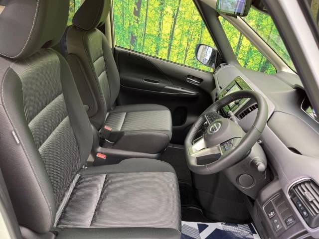 Nissan SERENA 2022-06 191591-7