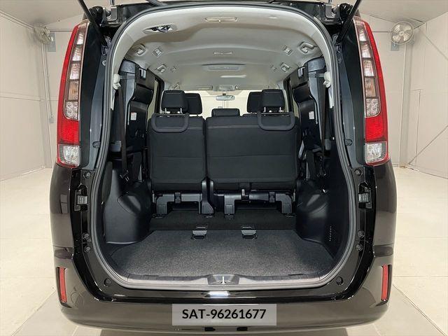 Toyota ESQUIRE 2015-03 268913-2