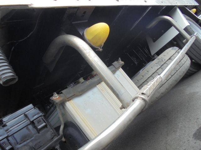 Mitsubishi CANTER 2010-09 7075-23