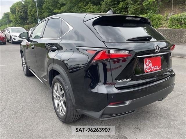 Lexus NX 2015-10 275712-6