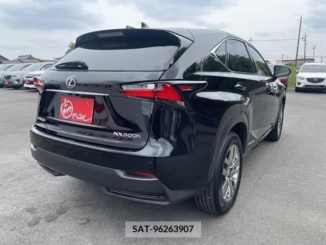 Lexus NX 2015-10 275712-4