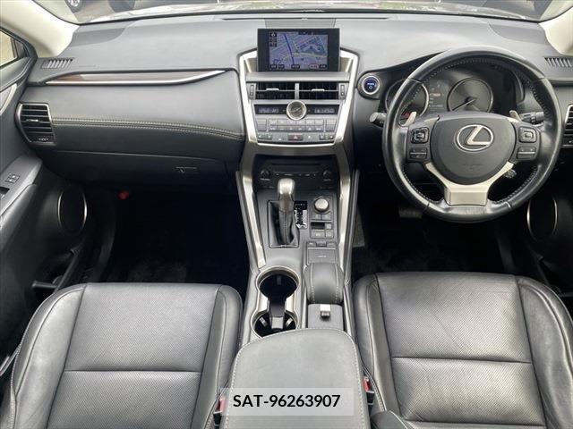 Lexus NX 2015-10 275712-18