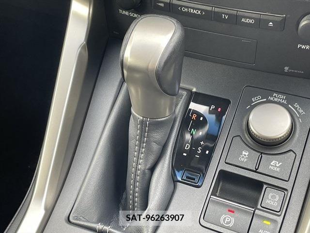 Lexus NX 2015-10 275712-25