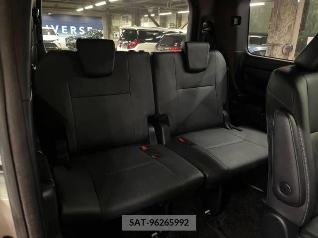 Toyota ESQUIRE 2016-12 297228-9
