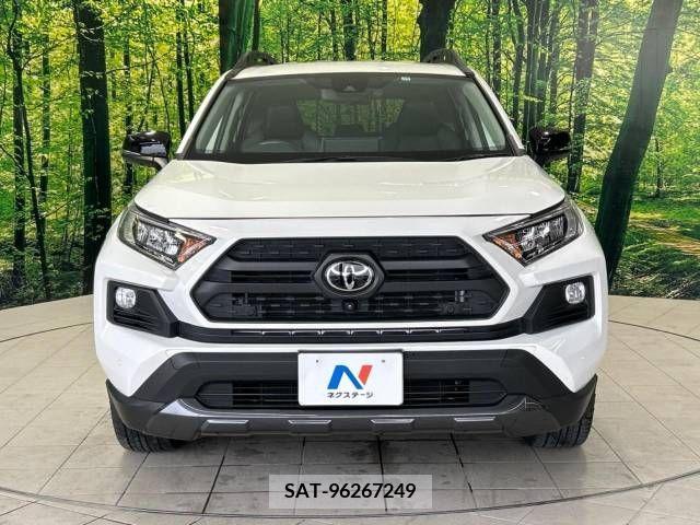 Toyota RAV4 2021-10 373268-14
