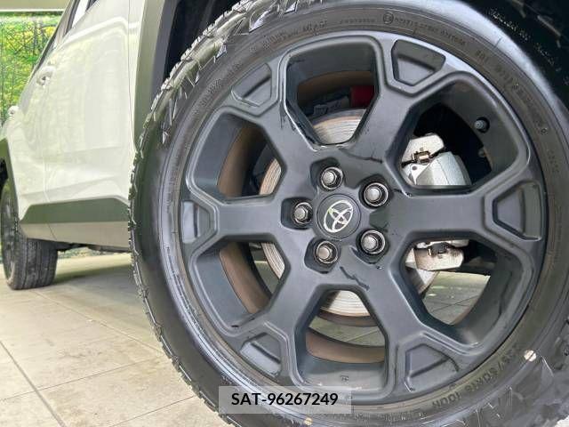 Toyota RAV4 2021-10 373268-13